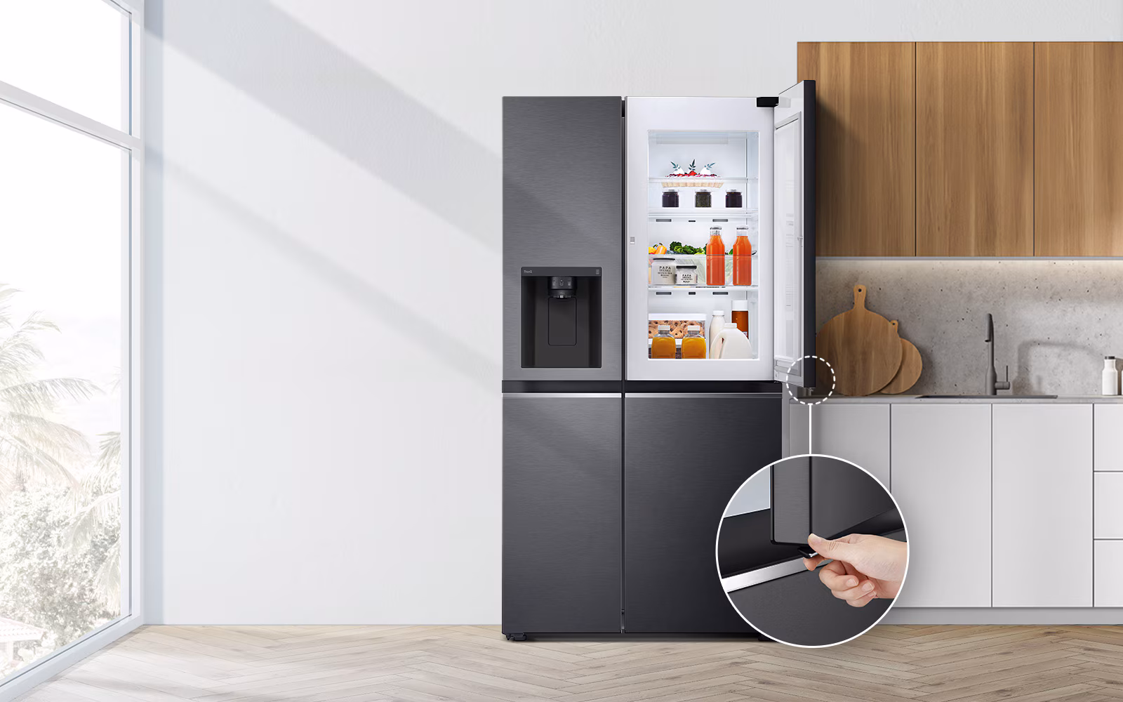 Door-in-Door LG Side-by-Side 635L
