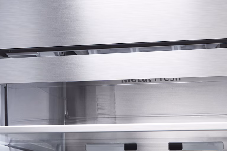 Metal Fresh LG Side-by-Side 635L
