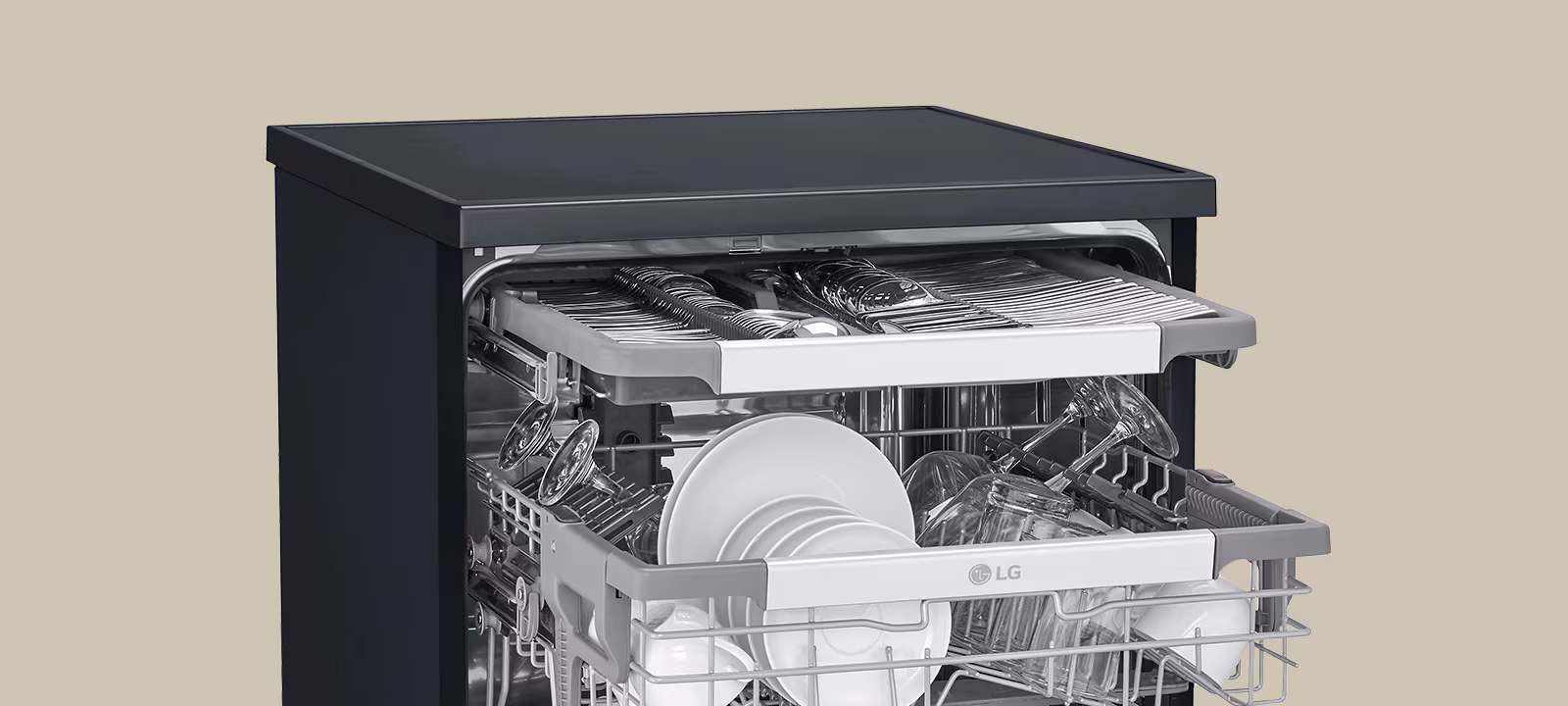 3rd Rack LG QuadWash Dishwasher Matte Black