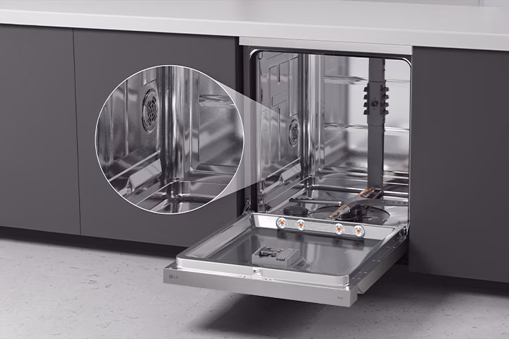 Interior stainless steel penuh LG QuadWash Dishwasher